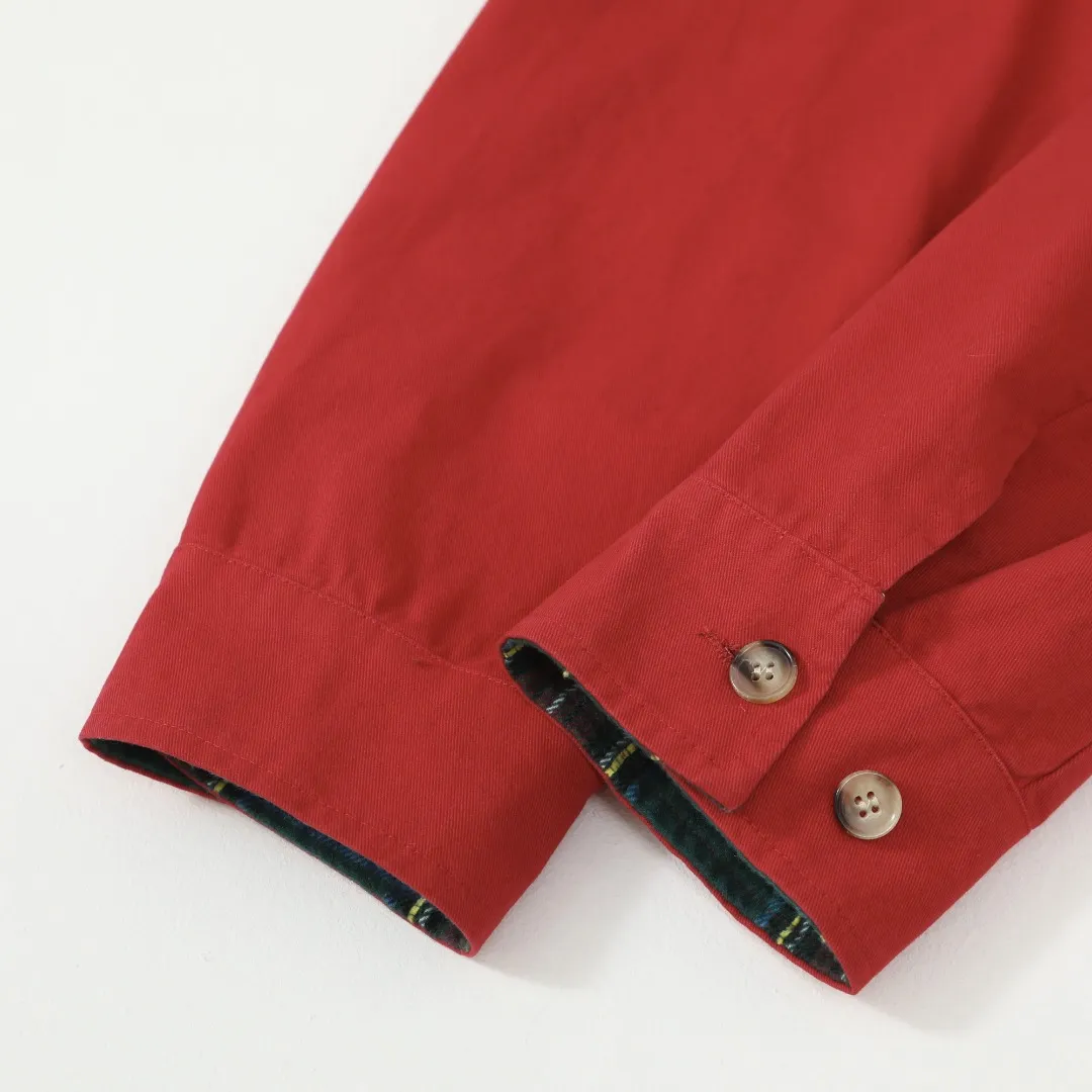 P360 #R43 Ralph Lauren/Ralph Lauren American vintage classic lapel old cadre retro jacket, thickened in autumn and winter, woolen lining, classic design, timeless classic, thick cotton fabric, showing a sense of vintage, collar and cuffs colorful plaid embellishment, looks good on both men and women, comfortable and comfortable, focuses on relaxed retro YYDS, one for each man and woman, an indispensable piece for autumn and winter, the hottest jacket at the moment The 100% cotton twill is thick and thick, and the pure cotton colorful plaid lining is distinguished by digital printing in the market. Exquisite embroidery. The Harrington jacket has a loose fit, is short and fat, and is super versatile. It is clean-fitting and is perfect for men and women!   Color: Khaki Navy Red Black Size: S/M/L/XL Length: 68 70 72 74 Sleeve Length: 63 64 65 66 Shoulder Width: 51 52 53 54 Bust: 126 130 134 138